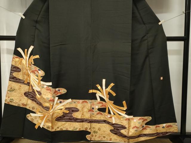 平和屋着物■豪華黒留袖 作家物 駒刺繍 束ね熨斗宝尽し文 松竹梅 金彩 正絹 逸品 CABJ2918ev