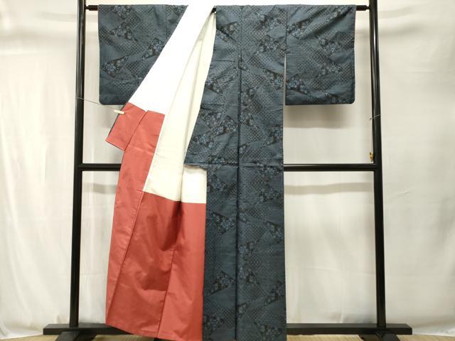 平和屋着物■本場大島紬 7マルキ 草花幾何学文 正絹 逸品 CABJ3332ev