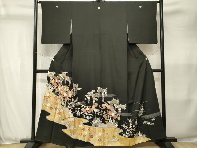 平和屋着物■豪華黒留袖 駒刺繍 文箱横笛草花文 金彩 正絹 逸品 CABJ3599ev