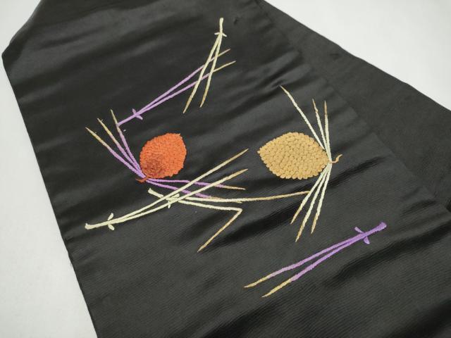 平和屋着物●アンティーク 大正ロマン 九寸名古屋帯 総手刺繍 こぼれ松葉 黒地 金糸 正絹 逸品 CABJ4984hy