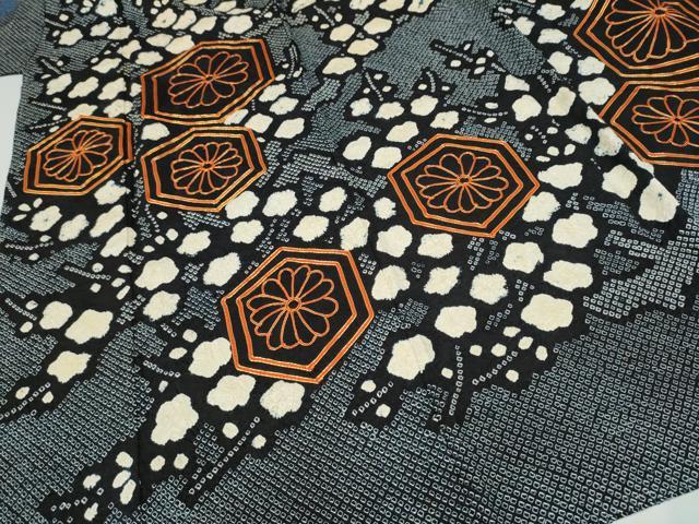 平和屋着物●豪華振袖 総絞り 駒刺繍 枝梅文 黒地 正絹 逸品 CABJ5075hy
