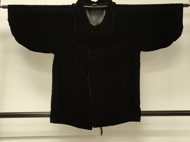 平和屋着物#和装コート 黒地 ベロア CABJ5453in