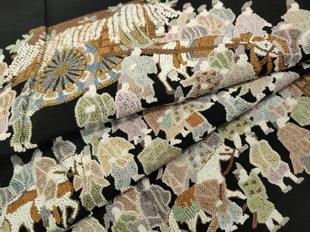 平和屋着物●中国三大刺繍 相良刺繍 総刺繍 黒留袖 大名行列 正絹 逸品 CABJ6543ut