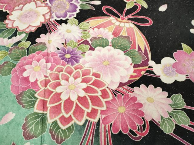 平和屋着物●豪華振袖 花鞠文 暈し染め 黒地 金通し地 正絹 逸品 CABJ6548ut