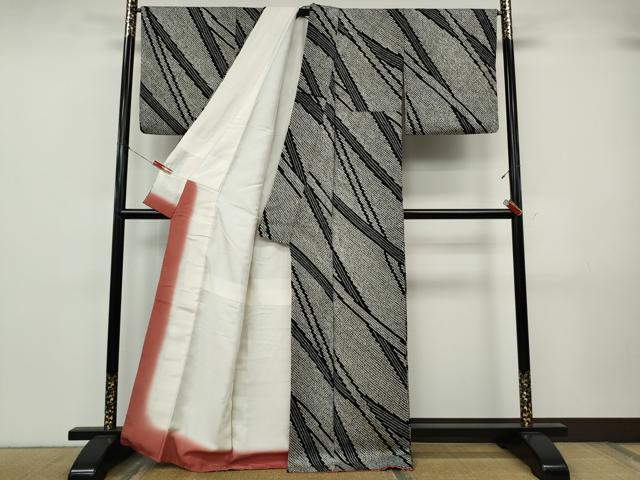 平和屋着物●上質な小紋 総絞り 斜線吉祥文 黒地 正絹 逸品 CABJ6658ut