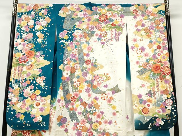 平和屋着物●豪華振袖 駒刺繍 地紙貝桶花文 暈し染め 銀通し地 正絹 逸品 CABJ6667ut