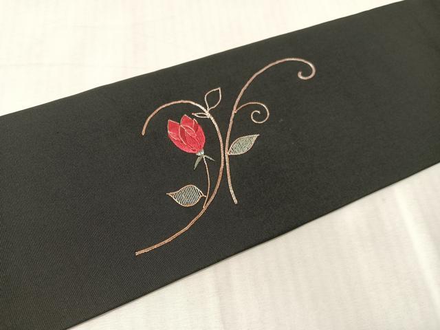 平和屋着物●塩瀬 総刺繍 駒刺繍 九寸名古屋帯 草花文 黒地 正絹 逸品 CABJ7218vp