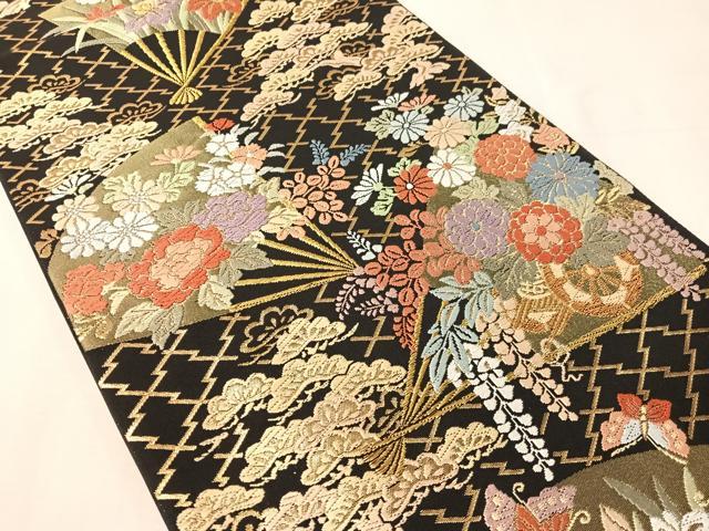 平和屋着物●六通柄袋帯 唐織 扇面御所車花蝶文 黒地 金糸 正絹 逸品 CABJ7379vp