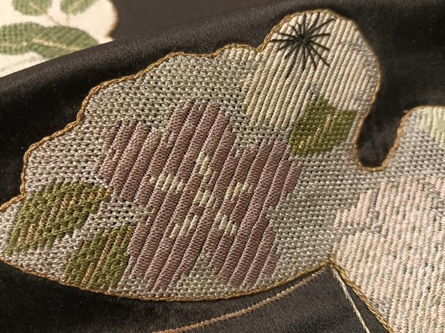 平和屋着物●アンティーク 大正ロマン 九寸名古屋帯 絽刺し 区限刺繍 総刺繍 舞蝶文 黒地 金銀糸 正絹 逸品 CABJ7413vp