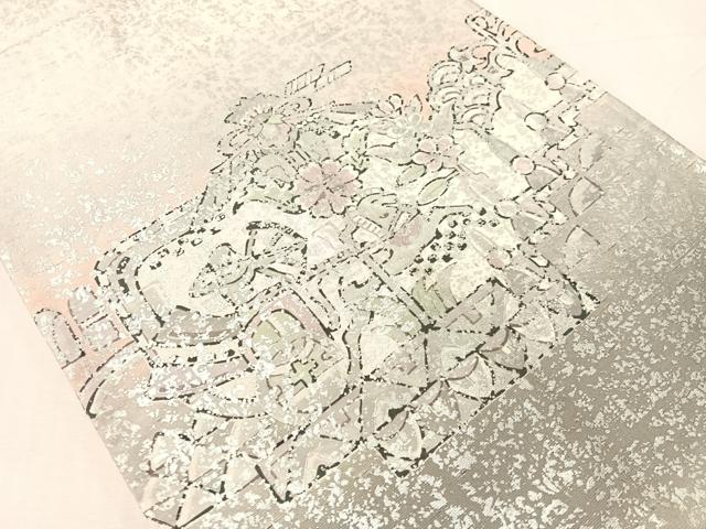 平和屋着物●石川県指定無形文化財 牛首紬 白山工房 手織り 角印 全通柄袋帯 幾何学花文 銀彩 証紙付き 正絹 逸品 CABJ7479vp