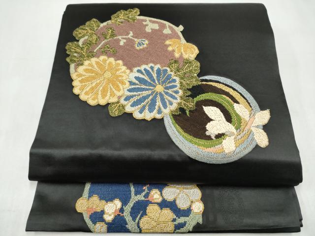 平和屋着物●アンティーク 大正ロマン 絽刺し 区限刺繍 草花丸文 黒地 金銀糸 正絹 逸品 CABJ8606hy