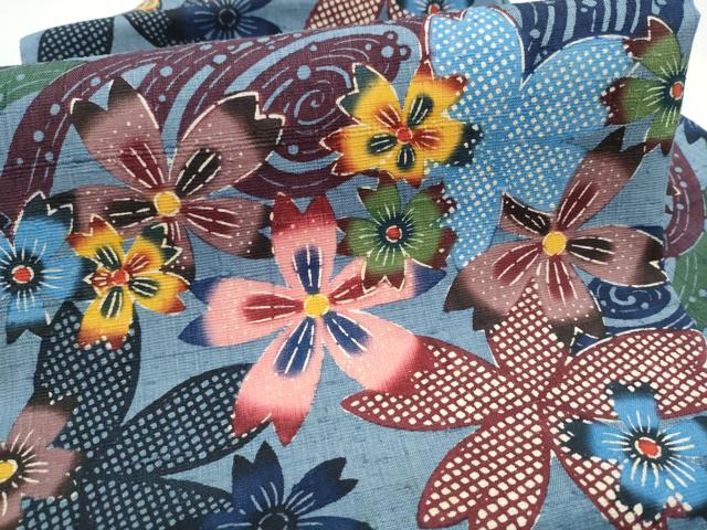 平和屋着物●本場琉球紅型 九寸名古屋帯 紬地 流水舞桜文 正絹 逸品 CABJ8646hy