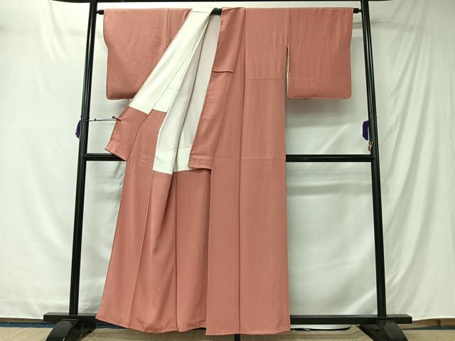 平和屋着物■上質な色無地 珊瑚色 正絹 逸品 未使用 CABK0156ua