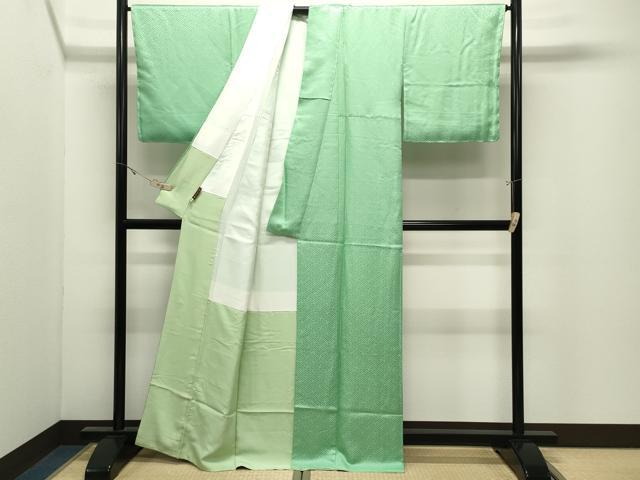 平和屋着物●上質な色無地 紗綾形地紋 若緑色 正絹 逸品 未使用 CABK2078gh