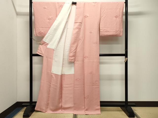 平和屋着物●上質な色無地 流水菱地紋 珊瑚色 正絹 逸品 CABK2360gh