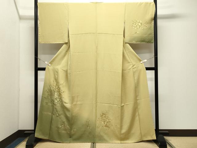 平和屋着物●中国三大刺繍 スワトウ刺繍 総刺繍 訪問着 地紙草花文 暈し染め 金銀彩 正絹 逸品 未使用 CABK2503gh