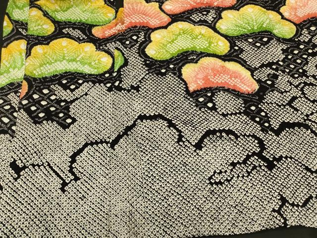 平和屋着物#本疋田絞り 羽織 立波枝松文 黒地 正絹 逸品 CABK3363in
