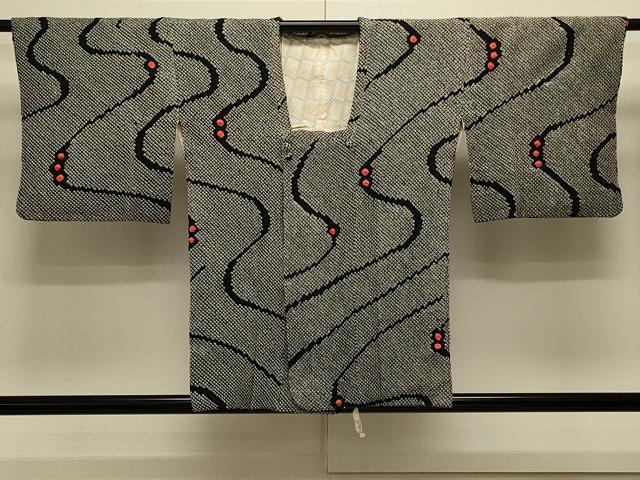 平和屋着物#道行コート 総絞り 流水文 黒地 正絹 逸品 CABK3455in