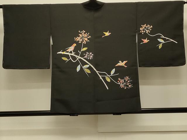 平和屋着物#羽織 刺繍 花鳥文 黒地 正絹 逸品 未使用 CABK3465in