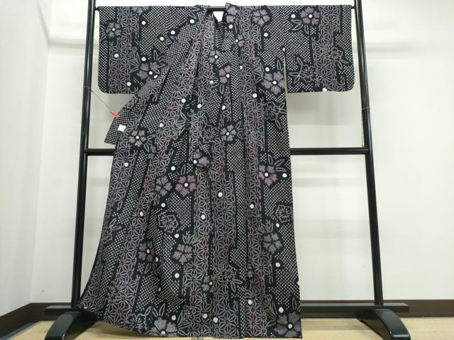 平和屋着物∴夏物 浴衣 有松鳴海絞り 舞花麻の葉文様 黒地 綿 逸品 CABK5330ng