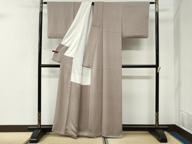 平和屋着物●上質な色無地 白茶色 正絹 逸品 CABK7210yc