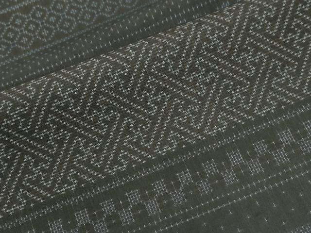 平和屋着物●本場大島紬 9マルキ 横段吉祥文 正絹 逸品 CABK7243yc