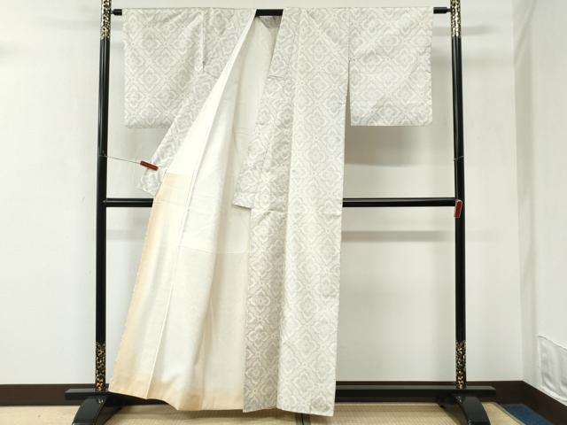 平和屋着物●本場大島紬 白大島 天井花文 正絹 逸品 CABK7442yc