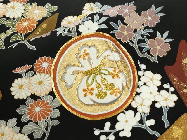 平和屋着物●創業460年・千總 黒留袖 駒刺繍 双鶴宝尽くし花松文 金彩 正絹 逸品 CABK7454yc