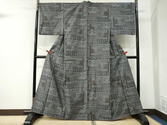 平和屋着物●本場大島紬 9マルキ 短冊重ね吉祥花文 正絹 逸品 CABK7461yc