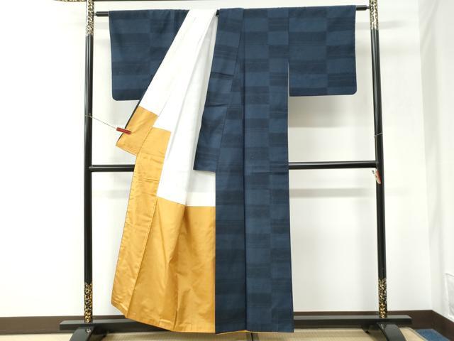 平和屋着物●結城紬 100亀甲 変わり市松唐草文 正絹 逸品 CABK7467yc