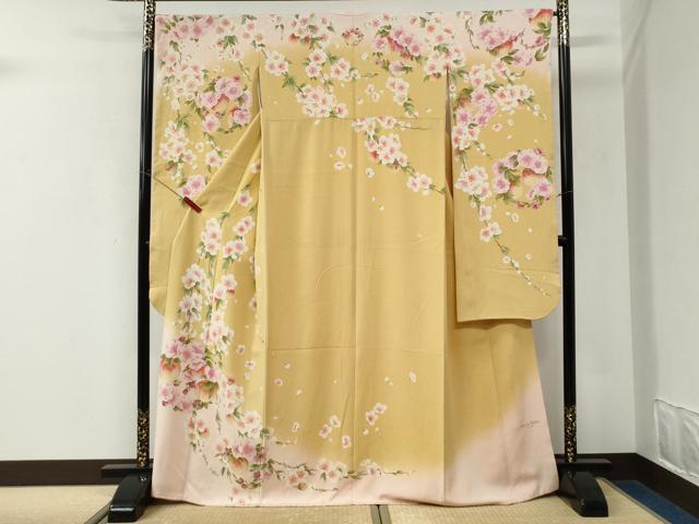 平和屋着物●kami shibai 振袖 桃 枝花文 暈し染め 金彩 正絹 逸品 CABK7666yc