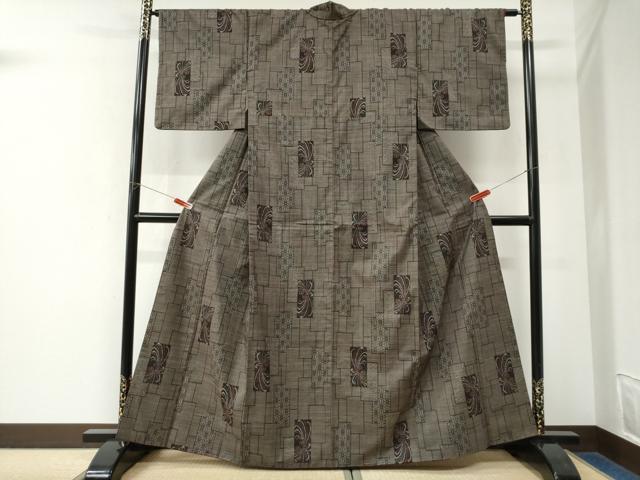 平和屋着物●本場大島紬 7マルキ 短冊重ね麻の葉菊文 正絹 逸品 CABK7670yc