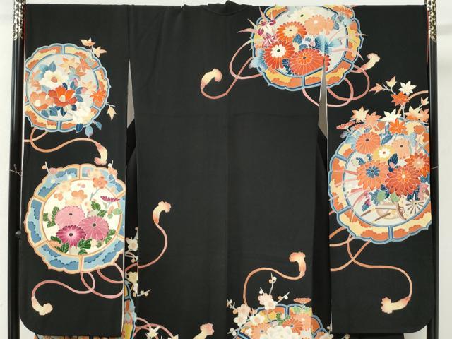 平和屋着物●豪華振袖 友禅 鏡裏牡丹花車文 黒地 鬼しぼ縮緬 正絹 逸品 CABK7742yc