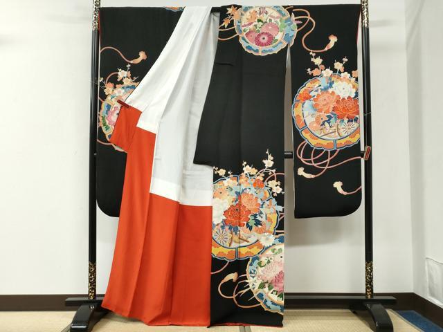 平和屋着物●豪華振袖 友禅 鏡裏牡丹花車文 黒地 鬼しぼ縮緬 正絹 逸品 CABK7742yc