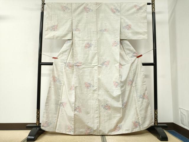 平和屋着物●本場大島紬 白大島 9マルキ 総絣 檜扇鴛鴦花文 正絹 逸品 CABK7789yc