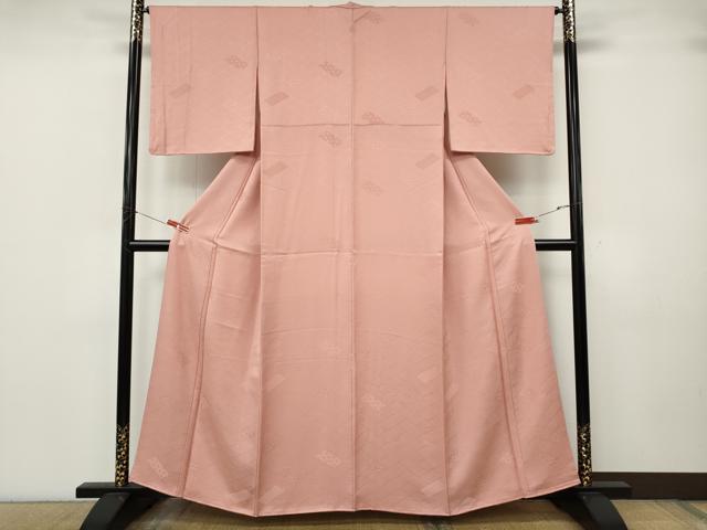 平和屋着物●上質な色無地 檜垣花地紋 珊瑚色 正絹 逸品 CABK8037ut