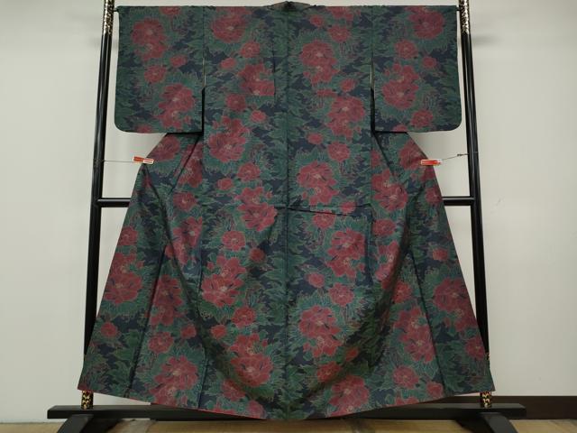 平和屋着物●本場大島紬 7マルキ 舞花文 正絹 逸品 CABK8152ut