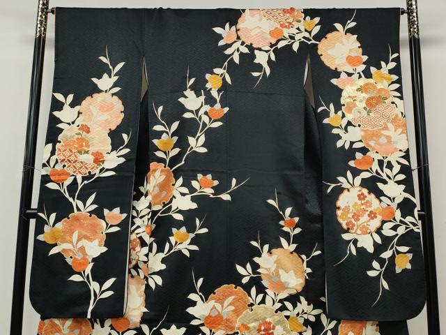 平和屋着物●豪華振袖 駒刺繍 雪輪枝花文 黒地 金彩 正絹 逸品 CABK8195ut