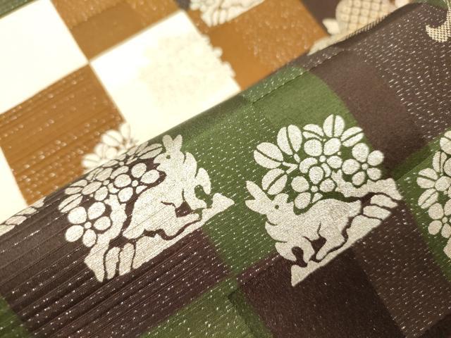 平和屋着物●善之助 着物ブランド 一期一会 全通柄袋帯 花兎 金彩 銀通し地 正絹 逸品 CABK8689dy
