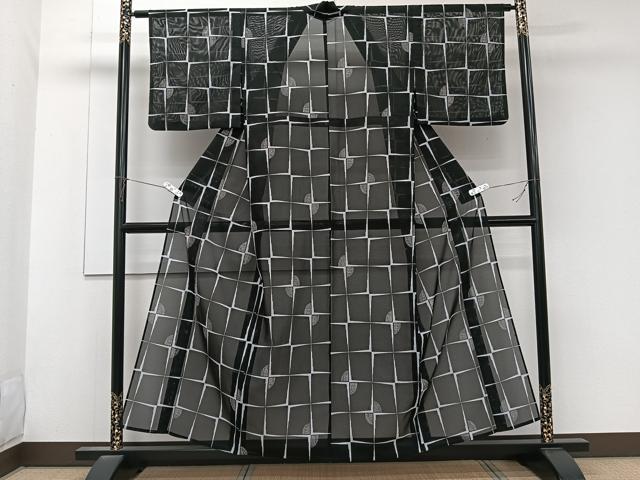 平和屋着物*夏物 小紋 絽 幾何学文 黒地 洗える着物 CABK9032xi