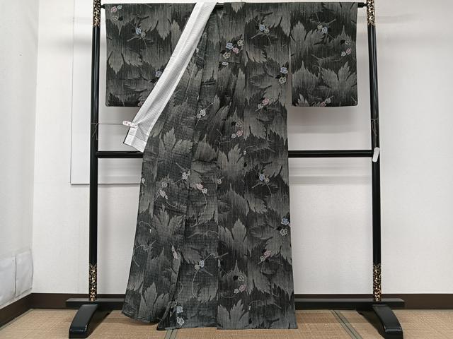 平和屋着物*夏物 小紋 絽縮緬 蔦の葉文 黒地 洗える着物 CABK9107xi