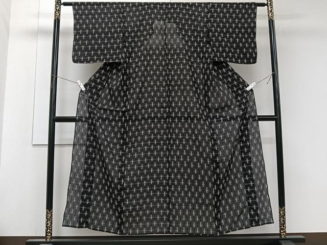 平和屋着物*夏物 お召 井桁絣文様 黒地 正絹 逸品 CABK9196xi