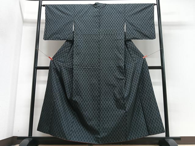 平和屋着物■本場大島紬 7マルキ 市松文様 正絹 逸品 CABK9601xe