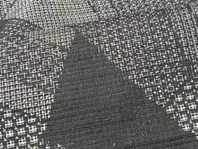 平和屋着物■本場大島紬 幾何学文様 反端付き 正絹 逸品 CABK9650xe