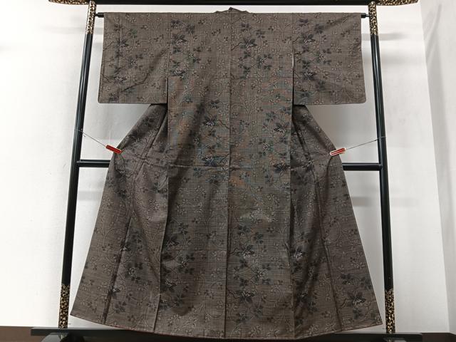 平和屋着物■本場大島紬 9マルキ 泥染め 花唐草文 純絹手織物謹製 証紙付き 正絹 逸品 未使用 CABK9651xe