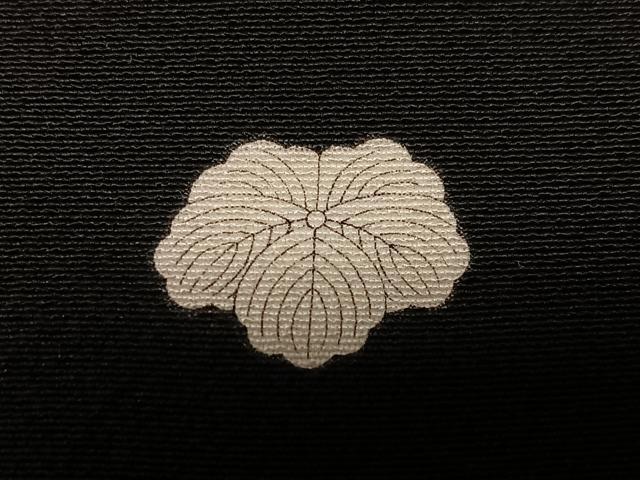 平和屋着物■豪華黒留袖 作家物 駒刺繍 扇面立波花文 金彩 正絹 逸品 CABK9952xe