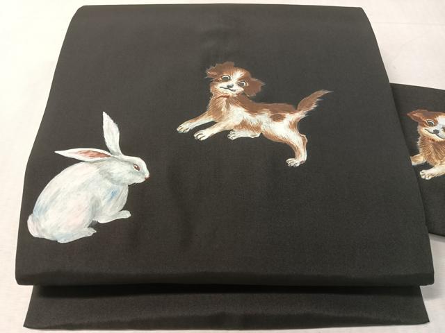 平和屋着物●創作 九寸名古屋帯 手描き 犬 兎 黒地 正絹 逸品 未使用 CABL0341vp