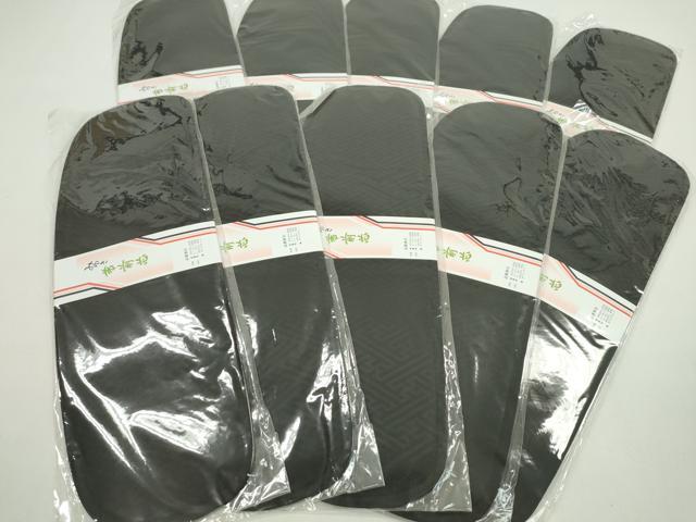 平和屋着物▼和装小物 着付け用品 前板まとめて10点 紗綾形地紋 菊地紋 礼装 喪服 黒 逸品 未使用 CABL2498ju