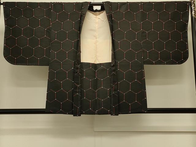 平和屋着物#羽織 亀甲文 黒地 正絹 逸品 未使用 CABL3046in