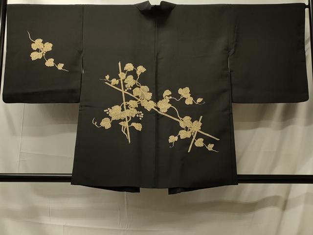 平和屋着物#羽織 葡萄蔦の葉文 黒地 正絹 逸品 CABL3065in